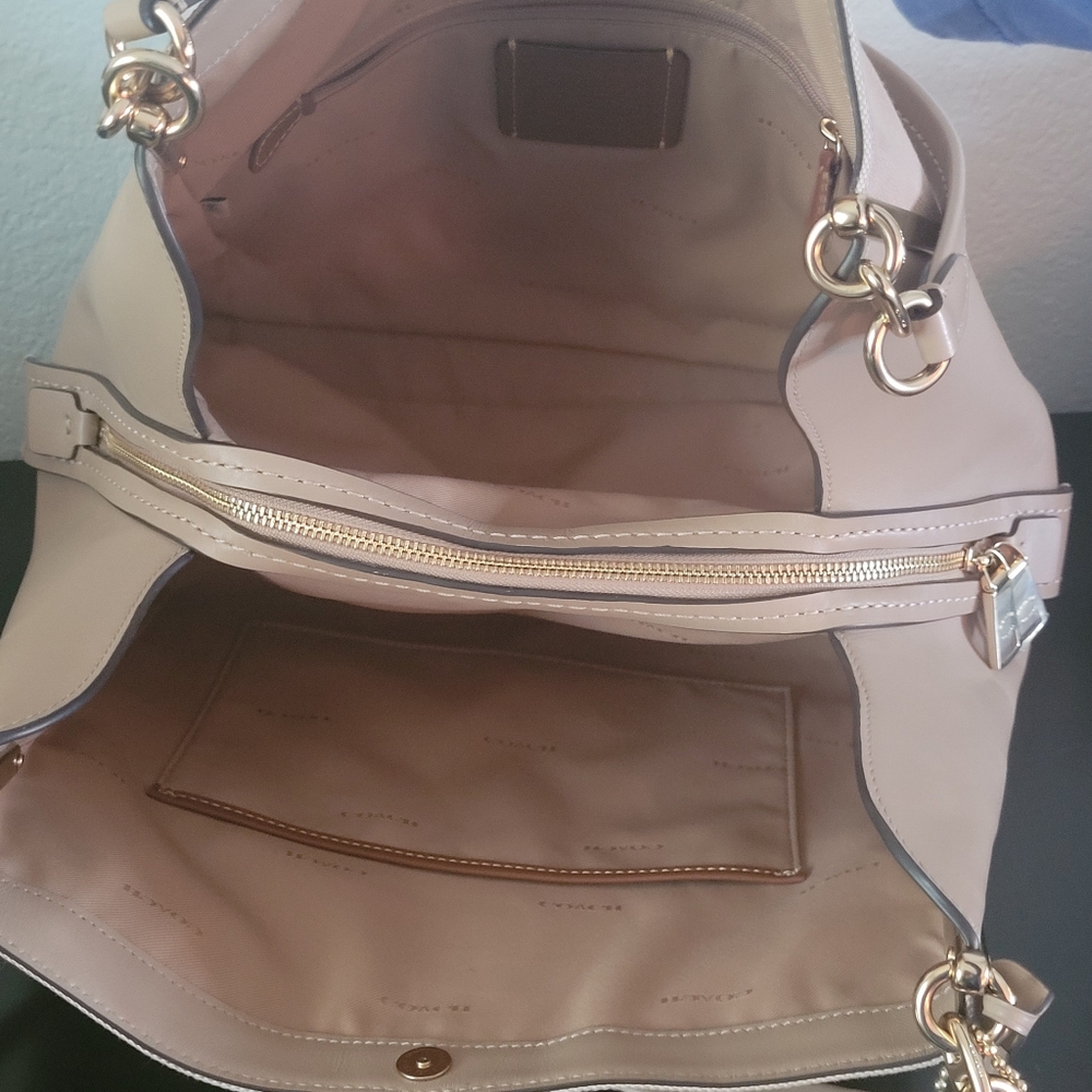 COACH Dalton 31 Horse and Carriage Jacquard Shoulder Bag Chalk - Picture 12 of 15